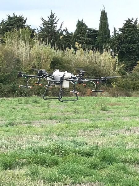 Démonstration de drones en agriculture au LPA